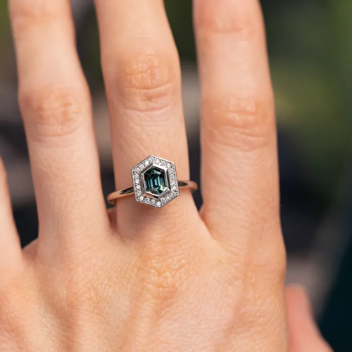 Anueva Jewelry Rings 130ct Hexagon Montana Sapphire Bezel Set Diamond Halo Ring in Platinum