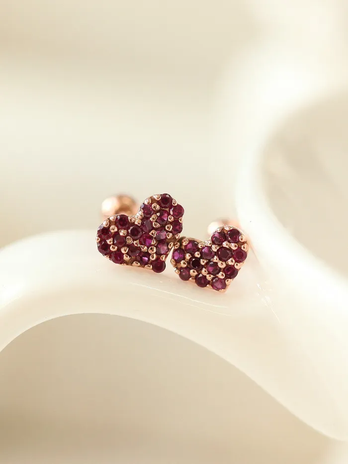 MinimalBijoux Earrings 14K Gold Heart Cartilage Earring 18g16g
