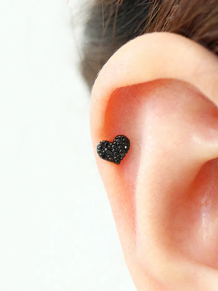 MinimalBijoux Earrings 14K Gold Heart Cartilage Earring 18g16g