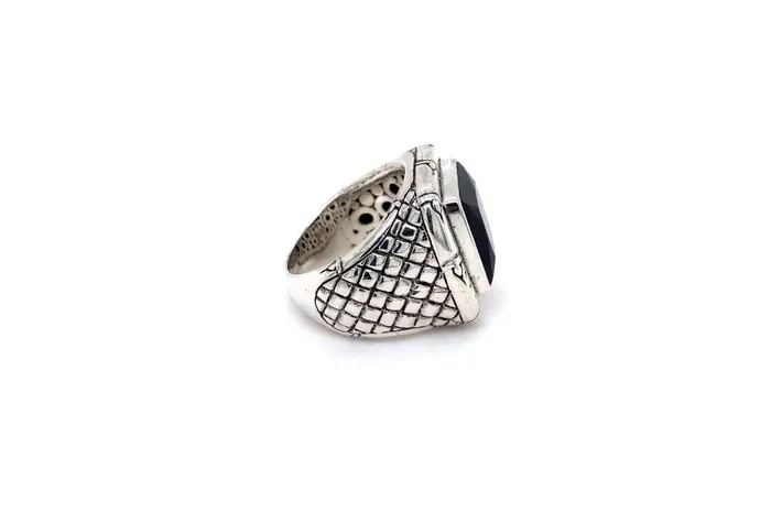 Samuel B Rings Tigris Ring
