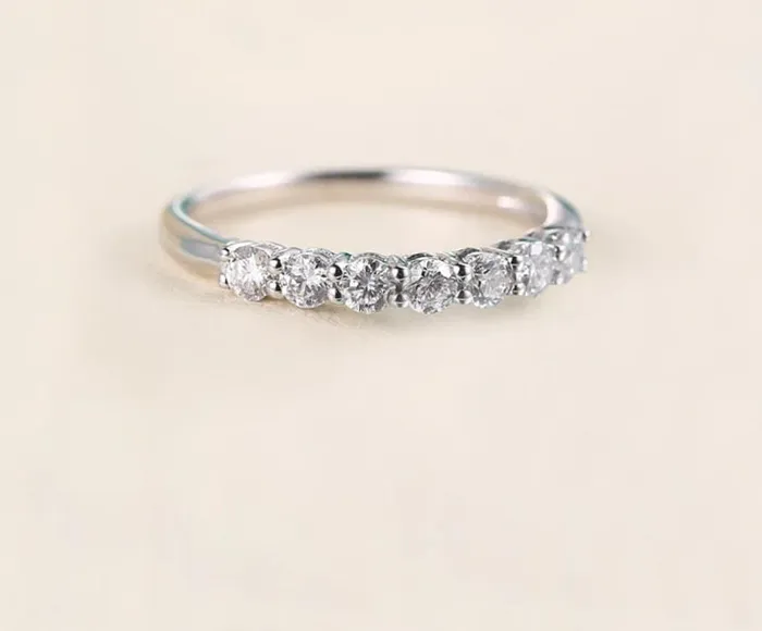 Luxus Moissanite Rings Jewelry Rings White Gold Plated Silver 7 Stone Moissanite Ladies Anniversary Ring 077ct